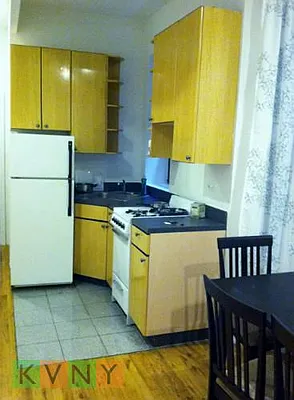 Rented by KVNY Soho | media 57