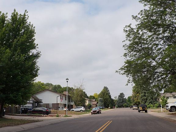 4th image of 1732 27th Ave