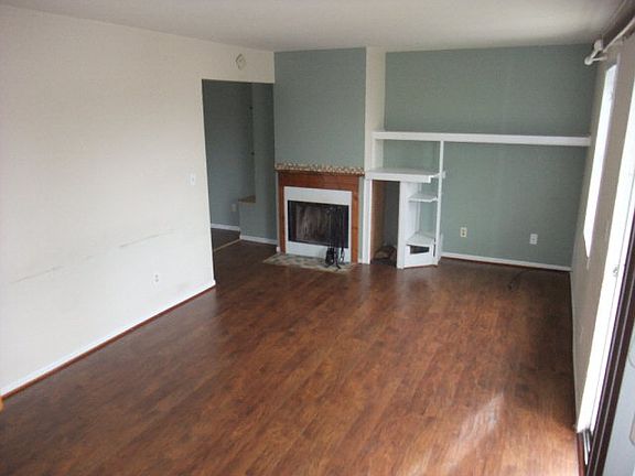 5th image of 7141 Margarets Ln