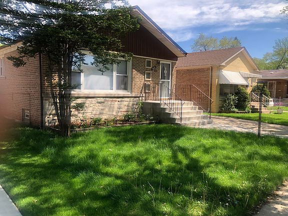 3rd image of 9029 S Essex Ave