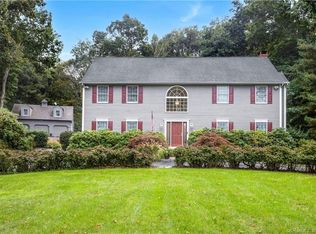 112 Leeuwarden Rd, Darien, CT 06820