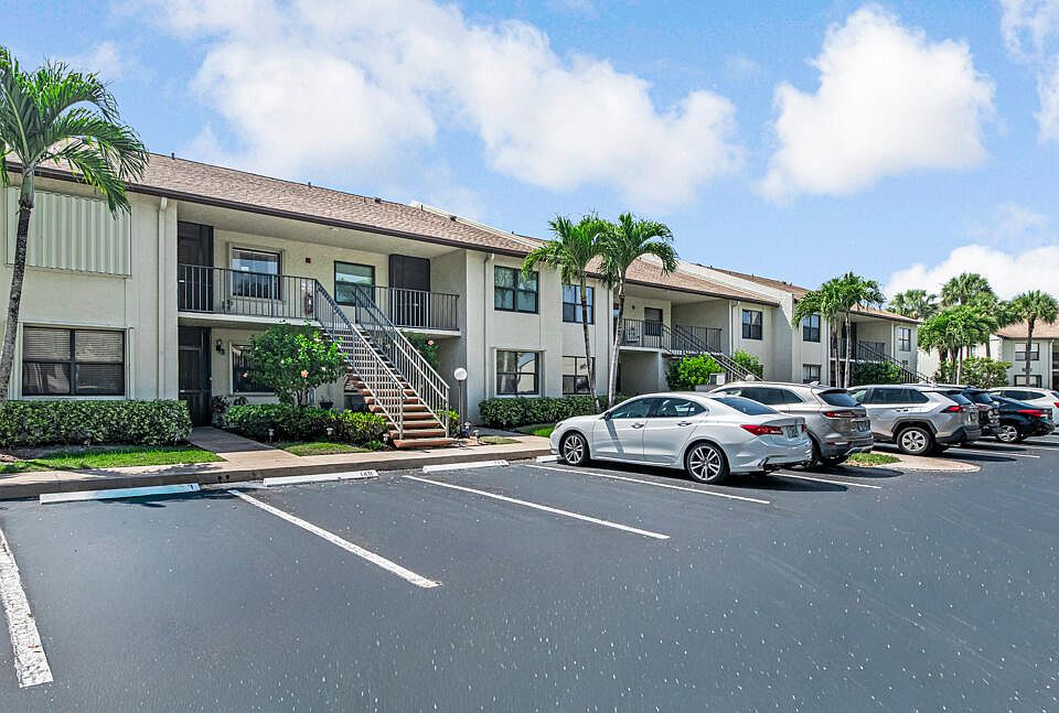 1st image of 7915 Willow Spring Drive #1223