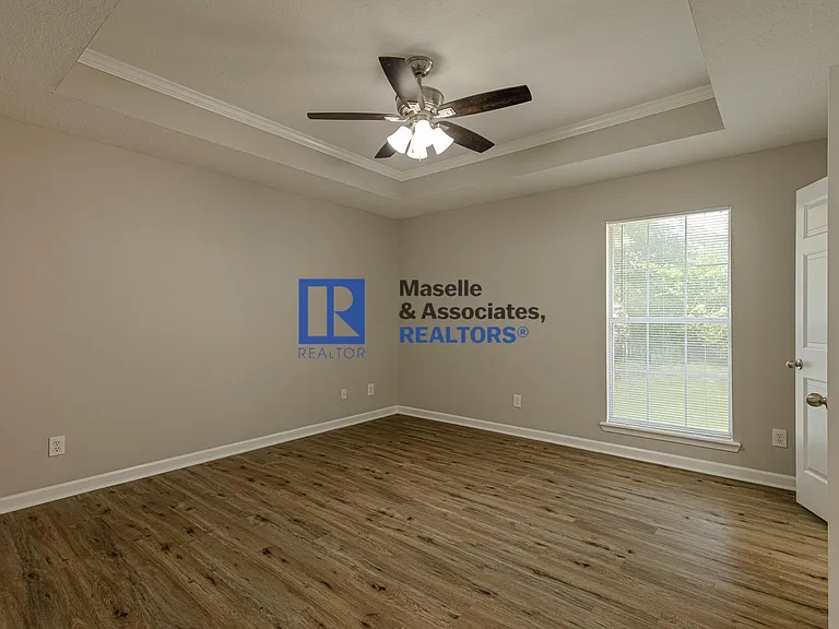 114 Fox Meadow Dr — Photo 26