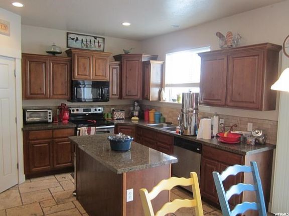 3rd image of 10432 N Avondale Dr