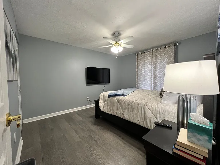 1349 Jennings Ct — Photo 6
