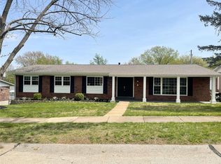 9760 Croftwood Dr, Saint Louis, MO