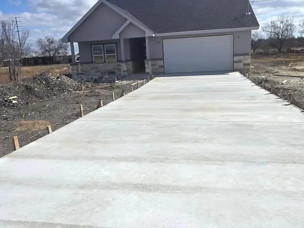 181 RANCHERO WAY, Natalia, TX 78059