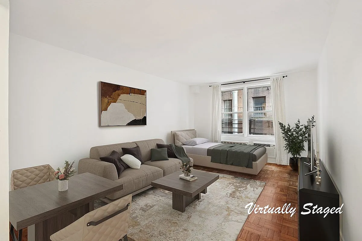 320 E 35th St APT 2H photo 1