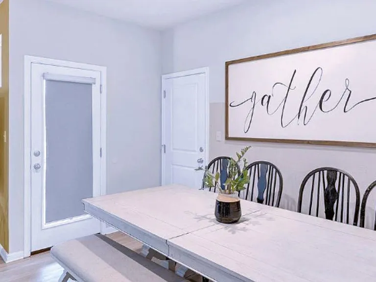206 Mossycup Dr — Photo 11
