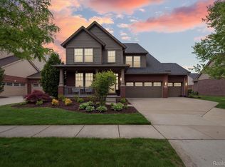 51185 Glen Hollow Ave, Canton, MI 48188