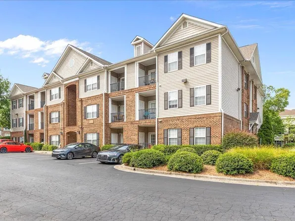 2610 Oldgate Dr APT 304, Raleigh, NC 27604
