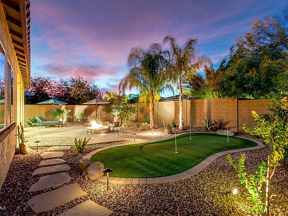 Professionally Landscaped Frontyard