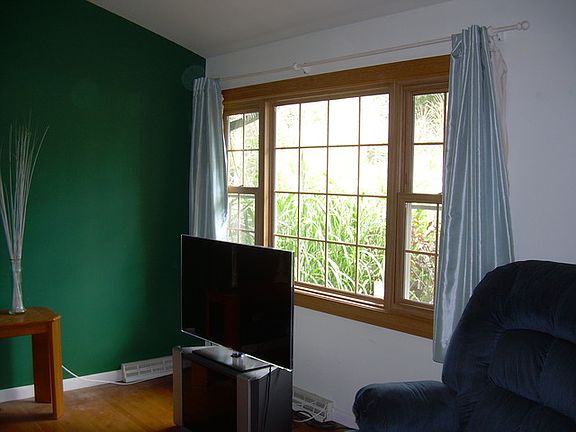 3rd image of 244 S Fairfield Ave