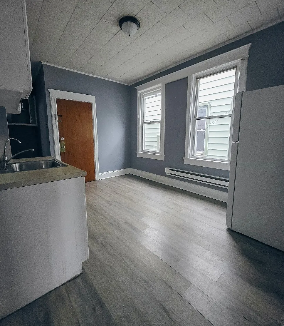 212 Neptune Ave — Photo 4
