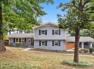 2216 Sterling Ridge Rd, Decatur, GA 30032