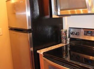 142 Circle Rd APT 3, Manchester, NH 03103