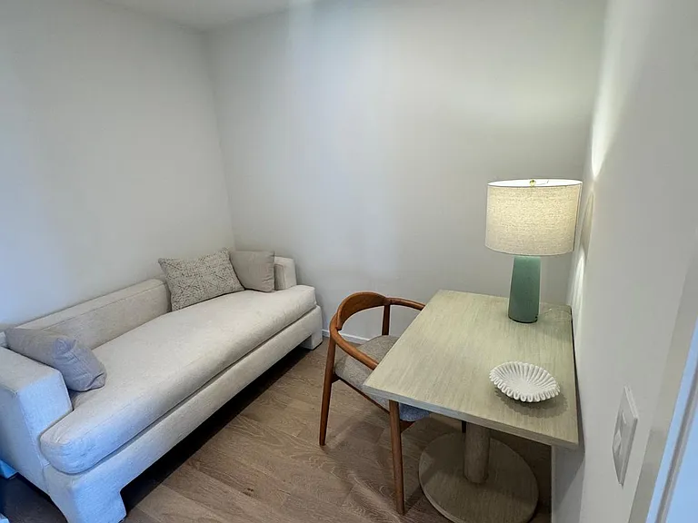 333 Ward Ave #1015 — Photo 14
