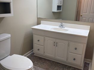 2549 Smallhouse Rd, Bowling Green, KY 42104