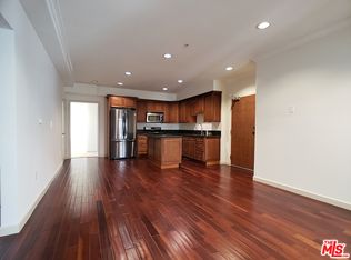 1037 Fedora St #201, Los Angeles, CA 90006