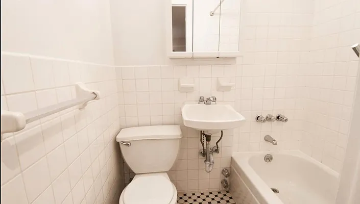 Rented by Corcoran | media 10