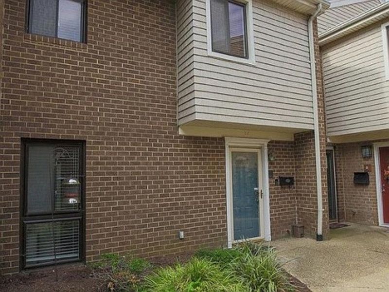 1st image of 36 Gentry Ct #1