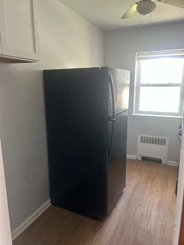2 bed, 866 sqft, $1,100 — Photo 2