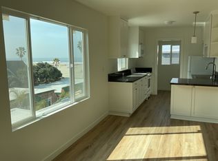 511 Ocean Front Walk APT 11, Venice, CA 90291