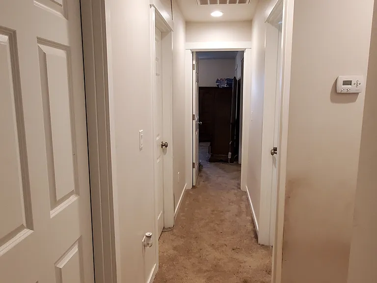 1103 Lake Crest Dr — Photo 4