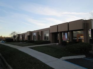 119 N River St, Fenton, MI 48430