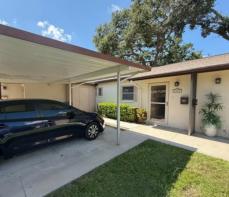 1 bed, 1.0 bath, 672 sqft, $1,395 — Photo 2