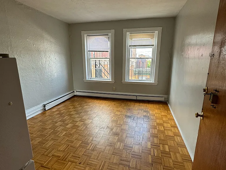 40 Anderson St #19 — Photo 2