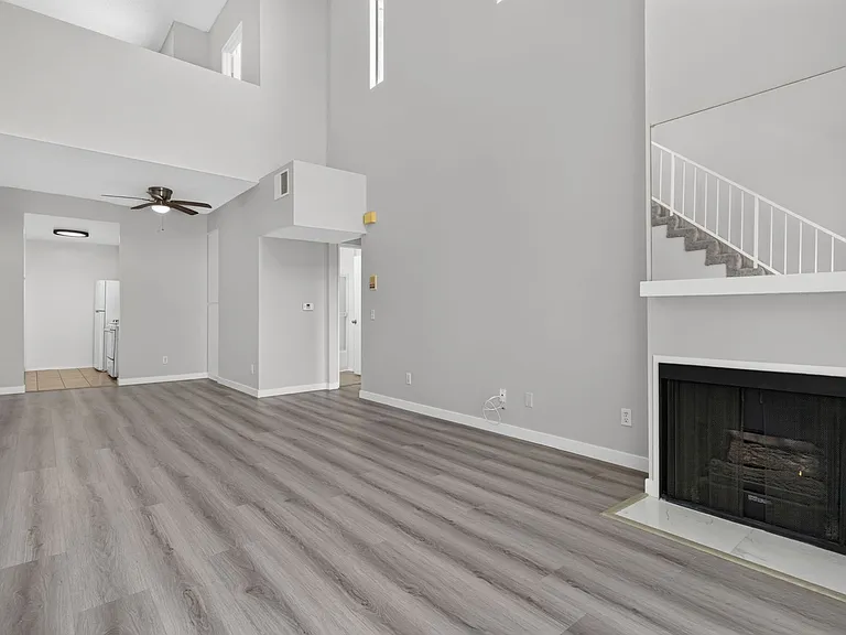10749 Francis Pl — Photo 13