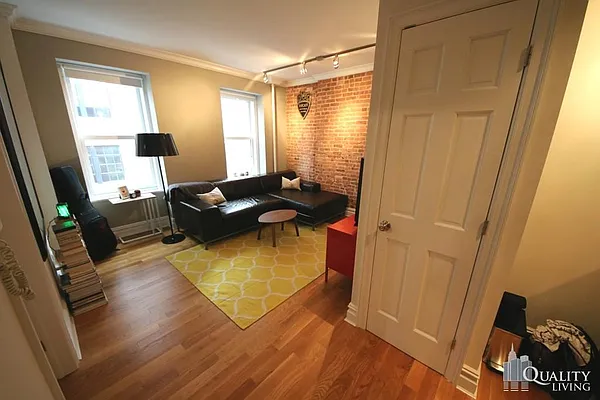 Rented by (Legacy) NY Quality Living Uptown | media 19