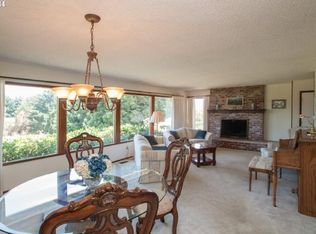 14430 SE Holly View Ct, Damascus, OR 97089