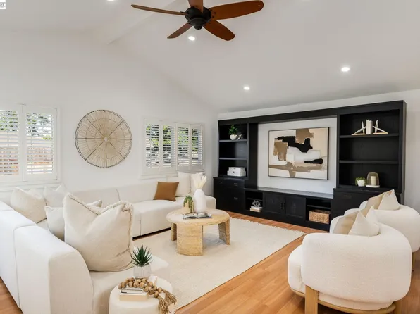 8617 Briarwood Ln, Dublin, CA 94568