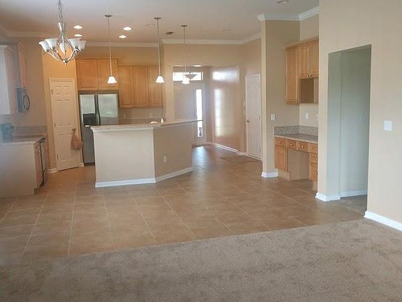 2nd image of 1490 Shadow Creek Dr