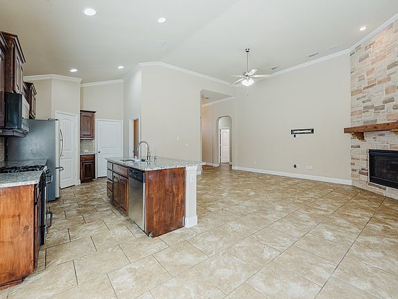 5th image of 1509 San Miguel Ave