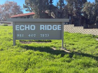 800 Sunjoy Dr #27, Hemet, CA 92543