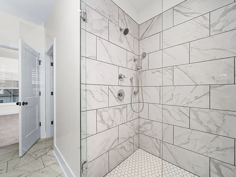 1437 Spring Pointe Ln — Photo 17