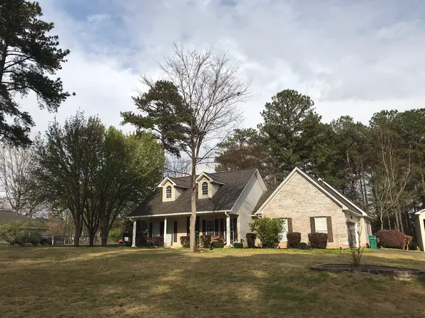15299 Stonehedge Cliffs Rd, Northport, AL 35475