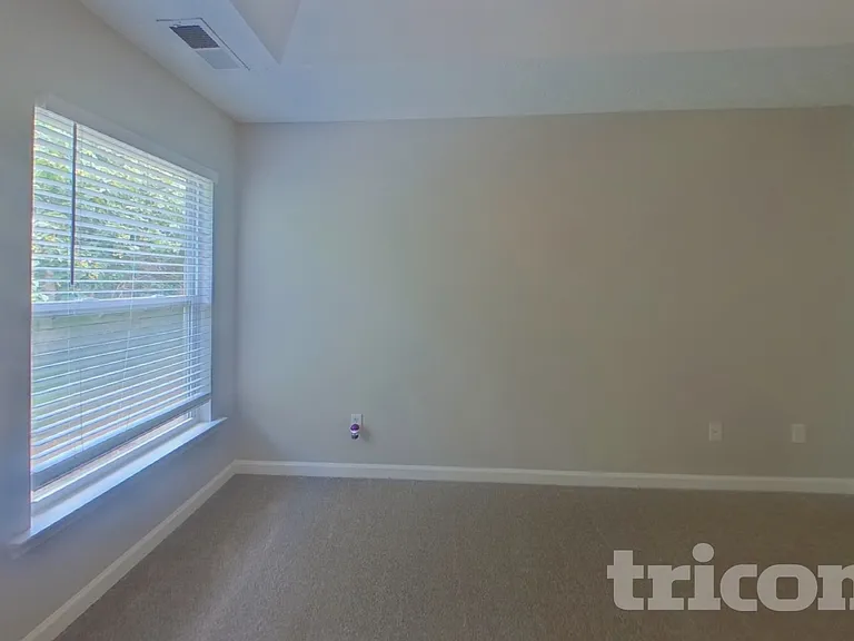 8292 Eastshore Dr — Photo 7