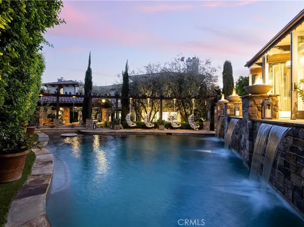 9981 Foxrun Rd, Santa Ana, CA 92705