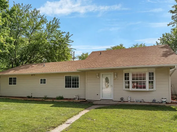 1412 Seminole Dr, Ottawa, IL 61350