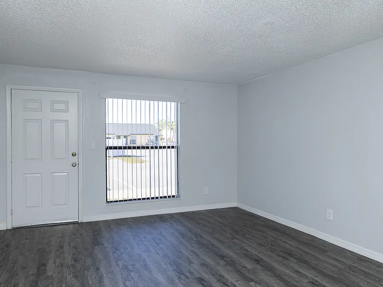 Springwood Villas — Photo 13