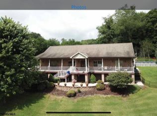 161 Baxter St, Baxter, WV 26560
