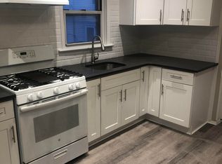 8 Macfarland Ave, Staten Island, NY 10305