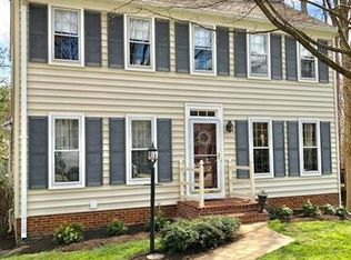 1631 Stowe Rd, Reston, VA 20194