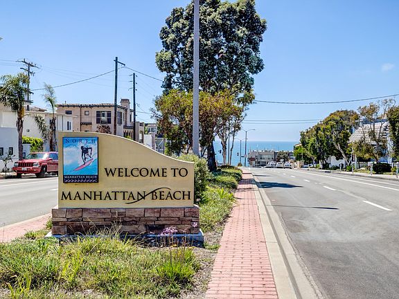 3rd image of 440 Rosecrans Ave APT A
