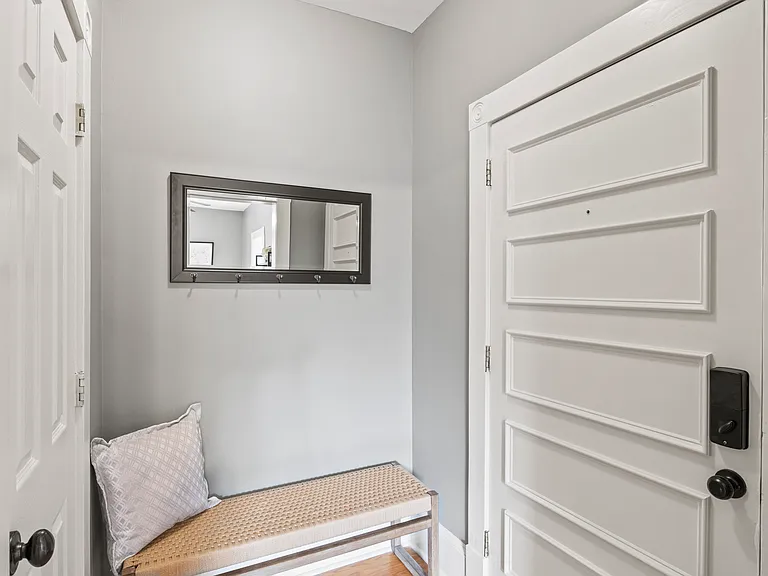 901 Glenwood Ave #3 — Photo 5