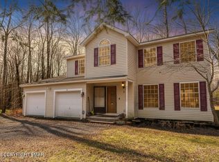 207 George Dr, Pocono Lake, PA 18347